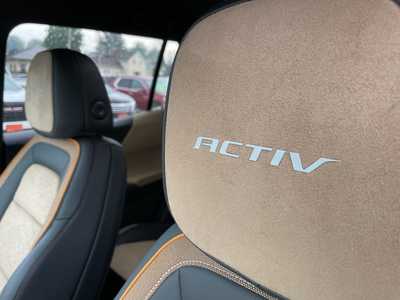 2026 Chevrolet Equinox, $38290. Photo 4