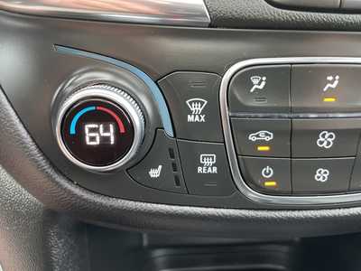 2022 Chevrolet Equinox, $22923. Photo 9