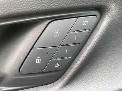 2026 Chevrolet Equinox, $37945. Photo 4