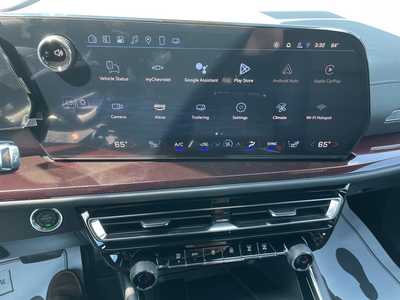 2025 Chevrolet Traverse, $49795. Photo 8