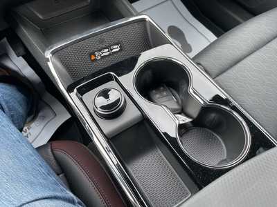 2026 Chevrolet Equinox, $37345. Photo 10