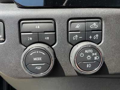 2025 Chevrolet 3500 Crew Cab, $65195. Photo 5