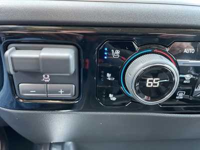 2025 Chevrolet 1500 Crew Cab, $69060. Photo 11