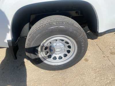 2025 Chevrolet Colorado Crew Cab, $34690. Photo 8