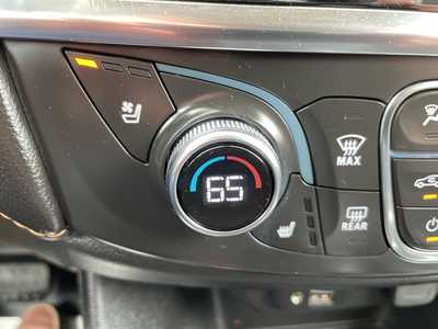 2021 Chevrolet Traverse, $25581. Photo 11