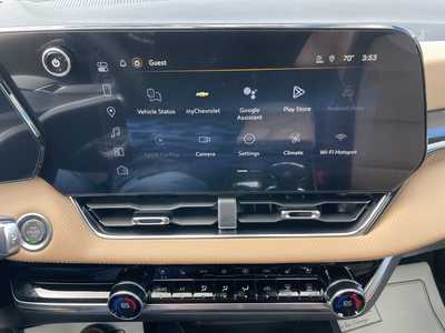 2026 Chevrolet Equinox, $38290. Photo 7