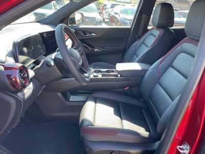 2026 Chevrolet Equinox, $38785. Photo 3