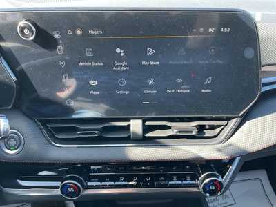 2025 Chevrolet Equinox, $35799. Photo 8