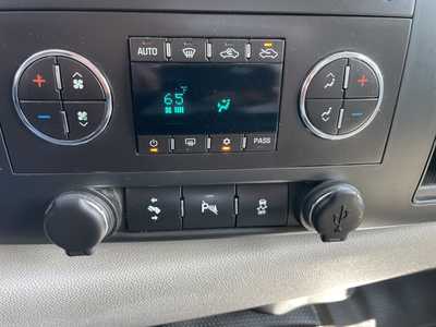 2013 Chevrolet 2500 Crew Cab, $11977. Photo 9