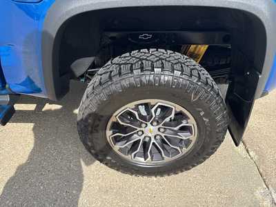 2022 Chevrolet Colorado Crew Cab, $38955. Photo 7