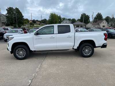 2026 Chevrolet Colorado Crew Cab, $39190. Photo 2