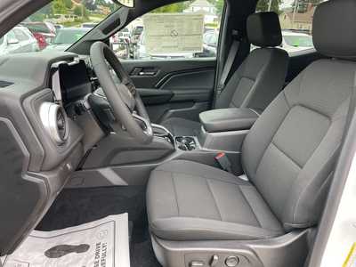 2026 Chevrolet Colorado Crew Cab, $39190. Photo 3