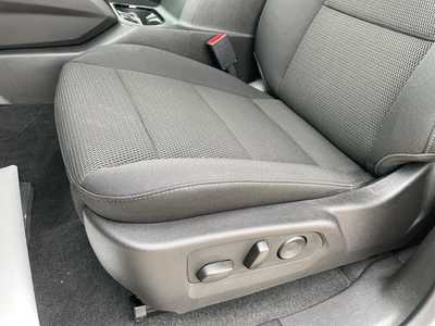 2026 Chevrolet Colorado Crew Cab, $39190. Photo 4