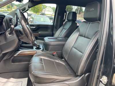 2021 Chevrolet 3500 Crew Cab, $45821. Photo 4