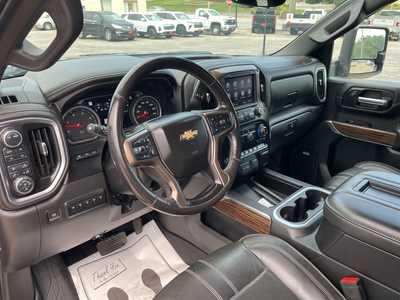 2021 Chevrolet 3500 Crew Cab, $45821. Photo 5