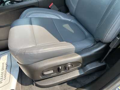 2021 Chevrolet Traverse, $30482. Photo 5