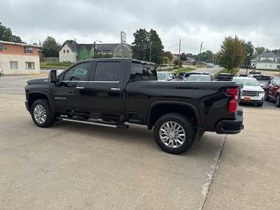 2023 Chevrolet 2500 Crew Cab, $67391. Photo 6