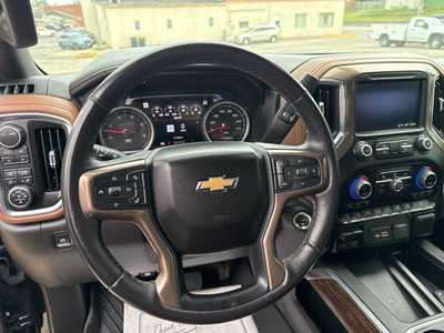 2023 Chevrolet 2500 Crew Cab, $67391. Photo 9