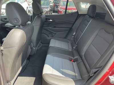 2025 Chevrolet Trax, $25485. Photo 11