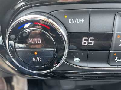 2025 Chevrolet Trax, $25485. Photo 8