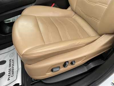 2021 Cadillac XT5, $31755. Photo 5