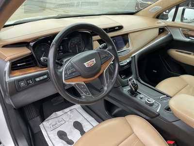 2021 Cadillac XT5, $31755. Photo 6