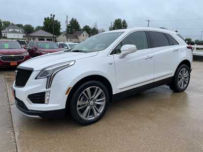 2021 Cadillac XT5, $31755. Photo 1