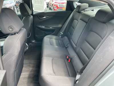 2023 Chevrolet Malibu, $19241. Photo 11