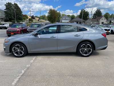2023 Chevrolet Malibu, $19241. Photo 2