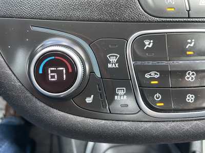 2023 Chevrolet Malibu, $18691. Photo 9