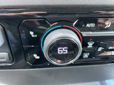 2025 Chevrolet 2500 Crew Cab, $66390. Photo 9