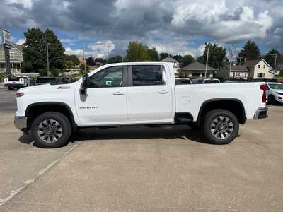 2025 Chevrolet 3500 Crew Cab, $67275. Photo 2