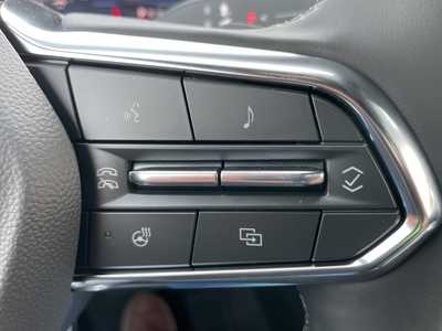 2025 Chevrolet Suburban, $86715. Photo 8