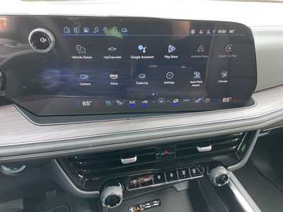 2025 Chevrolet Suburban, $86715. Photo 9