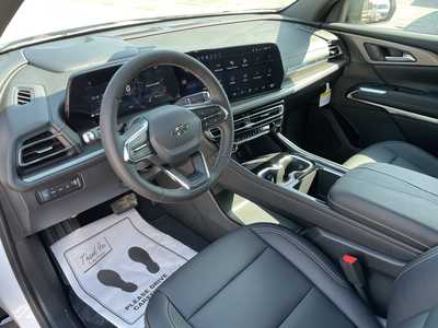 2026 Chevrolet Traverse, $47980. Photo 4