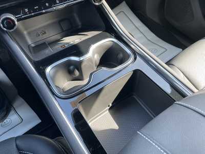 2026 Chevrolet Traverse, $47980. Photo 8