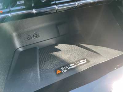 2026 Chevrolet Traverse, $47980. Photo 9