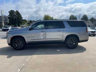 2023 Chevrolet Suburban, $62245. Photo 2
