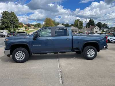 2025 Chevrolet 2500 Crew Cab, $74185. Photo 2