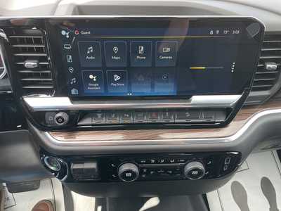 2025 Chevrolet 2500 Crew Cab, $74185. Photo 8