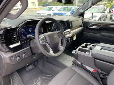 2026 Chevrolet 1500 Crew Cab, $61805. Photo 4