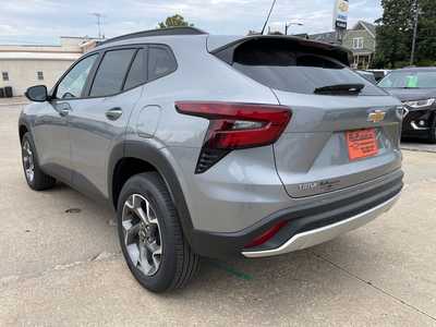 2026 Chevrolet Trax, $25885. Photo 11