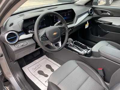 2026 Chevrolet Trax, $25885. Photo 4