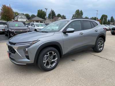 2026 Chevrolet Trax, $25885. Photo 1