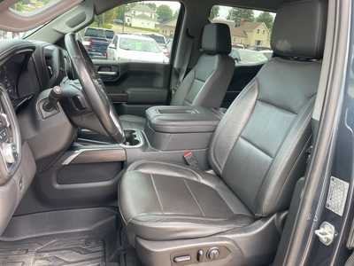 2019 GMC 1500 Crew Cab, $39898. Photo 3