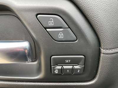 2019 GMC 1500 Crew Cab, $39898. Photo 5