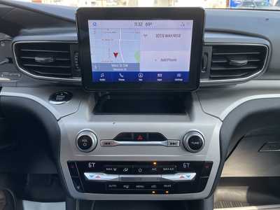 2021 Ford Explorer, $22966. Photo 10
