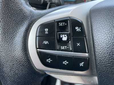 2021 Ford Explorer, $22966. Photo 8