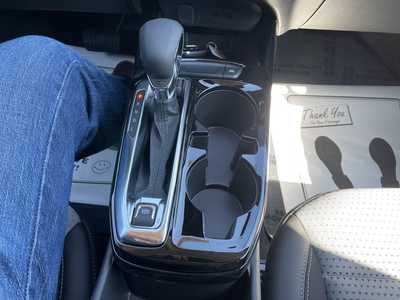 2025 Chevrolet Trax, $. Photo 9