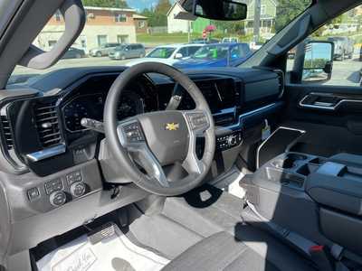 2026 Chevrolet 2500 Crew Cab, $65070. Photo 4